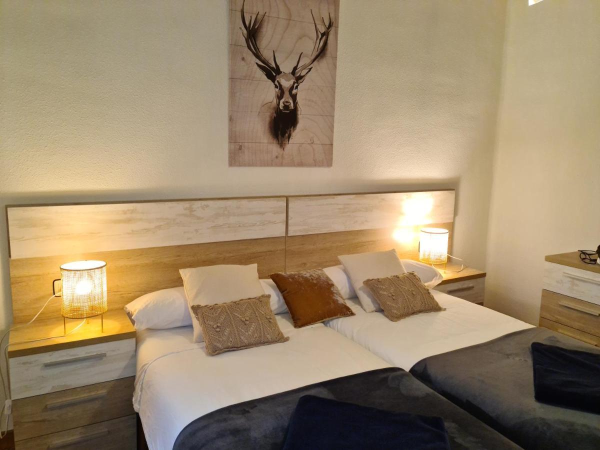 Espectacular Apartamento Reformado En Edificio Historico, Con Wifi Canfranc Extérieur photo